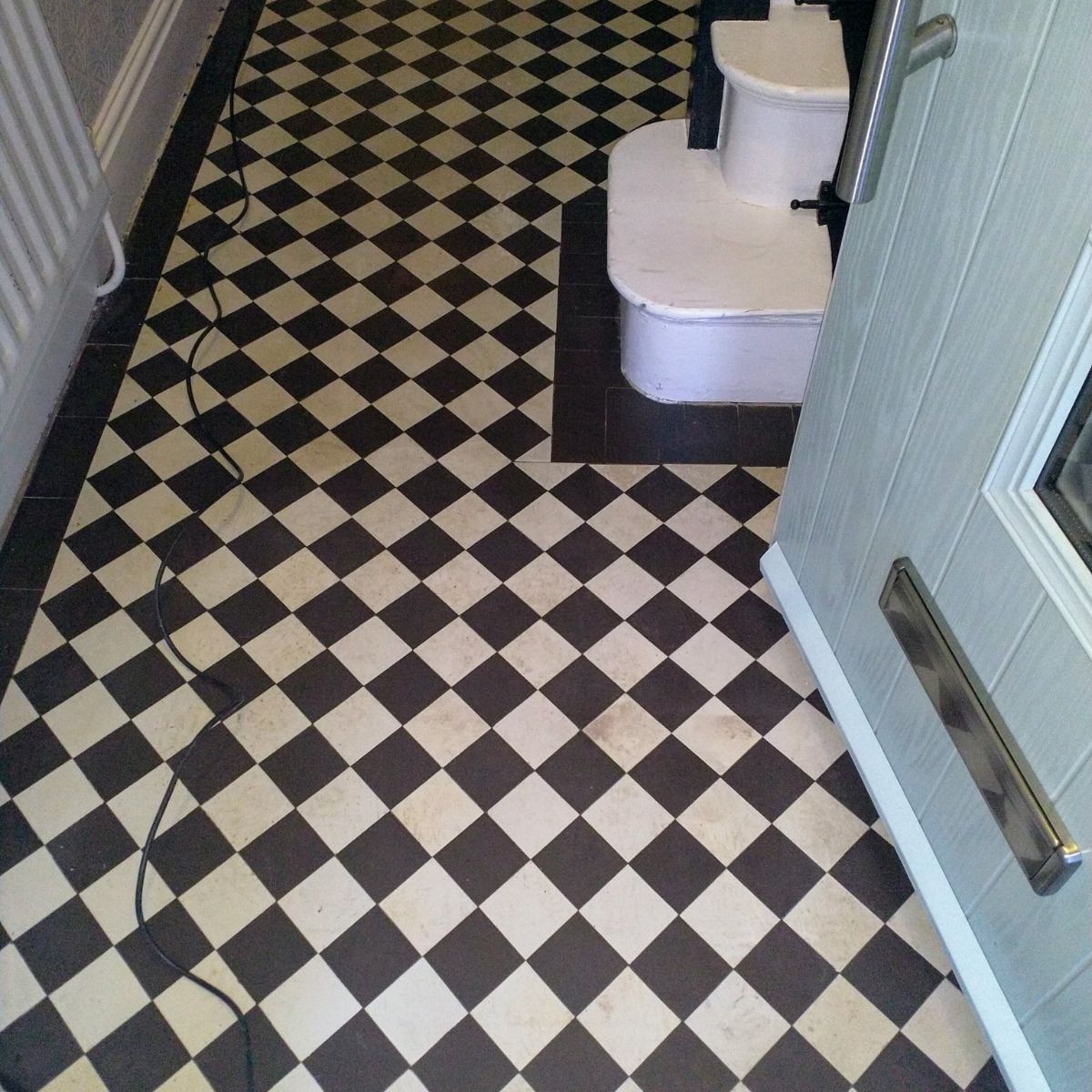 Tile floor restoration Scunthorpe