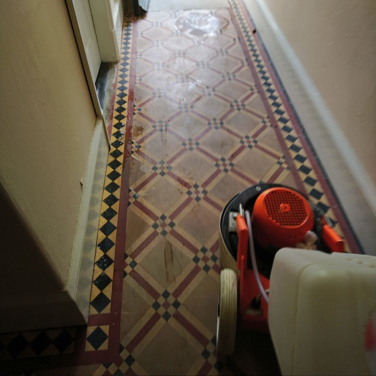 Tile floor restoration Scunthorpe